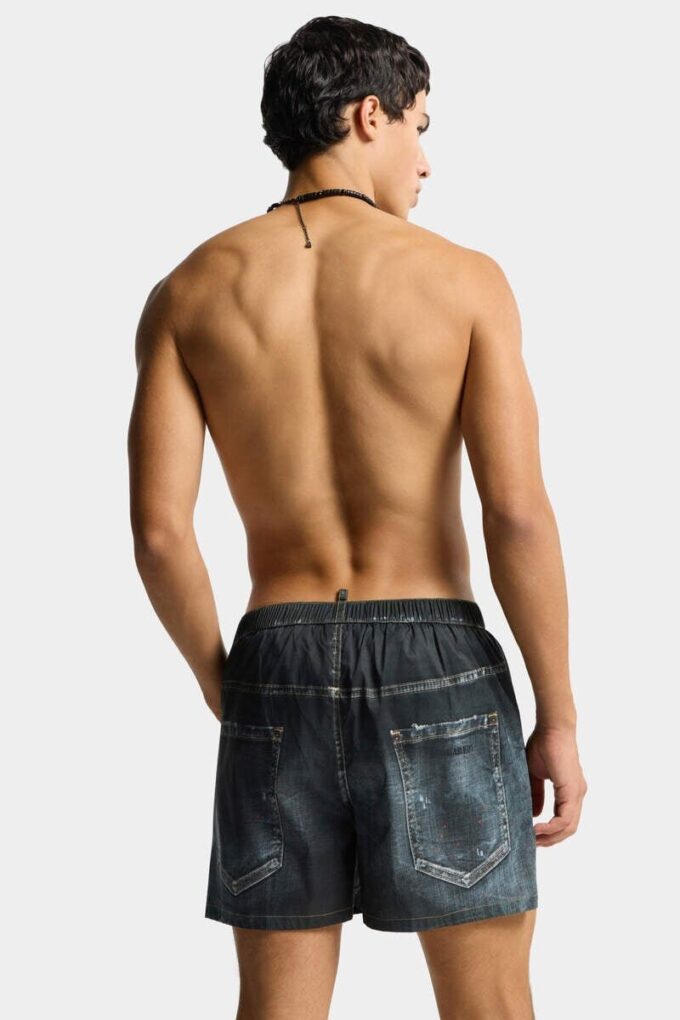 Bañador tipo bóxer midi con cinco bolsillos Bañador tipo bóxer midi con cinco bolsillos