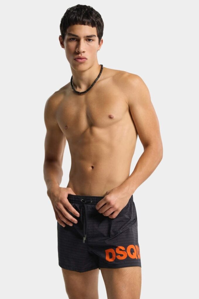 Bañador tipo bóxer midi con logotipo de Dsquared2 Bañador tipo bóxer midi con logotipo de Dsquared2