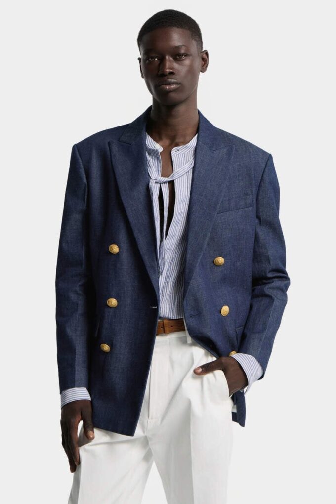 Blazer de doble botonadura en denim