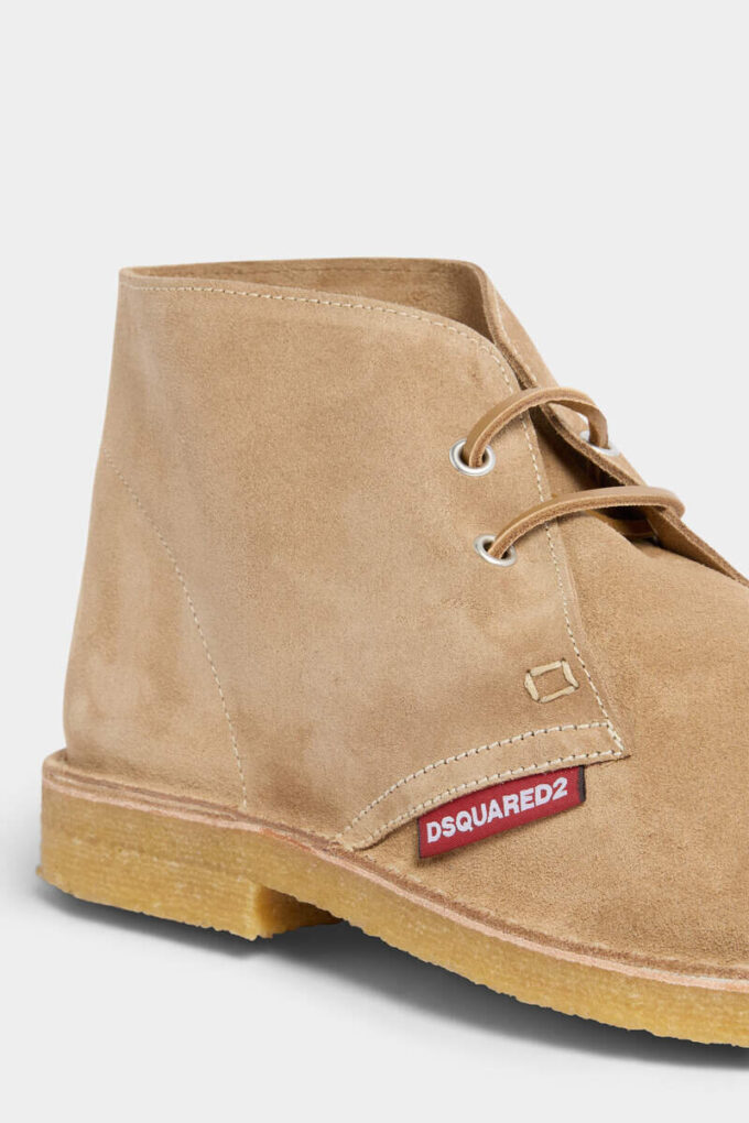 Botas neoclásicas con cordones Botas neoclásicas con cordones