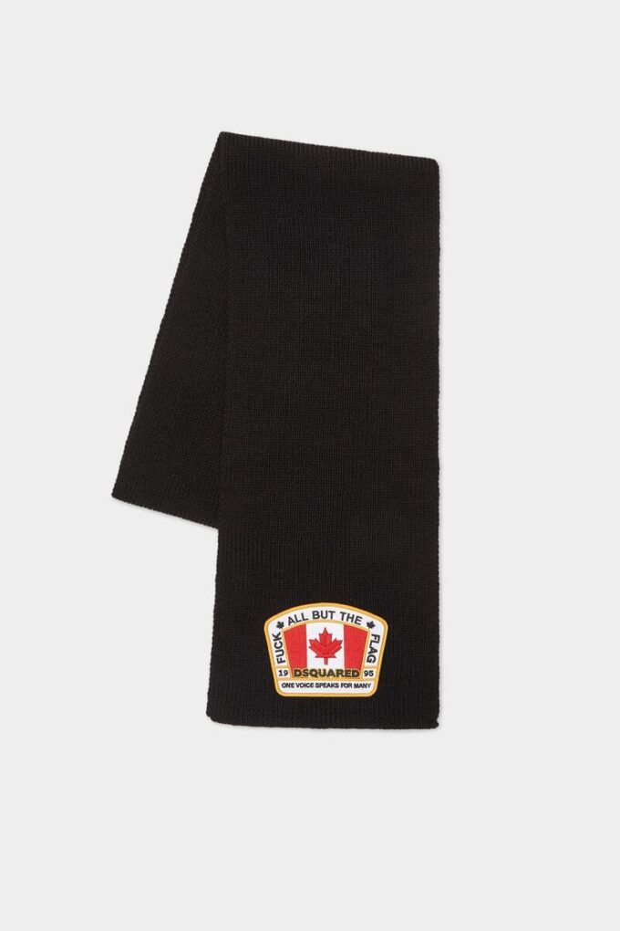 Bufanda de punto con la bandera canadiense Bufanda de punto con la bandera canadiense