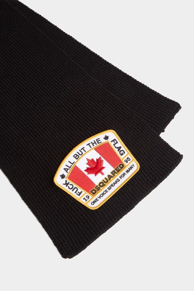 Bufanda de punto con la bandera canadiense Bufanda de punto con la bandera canadiense
