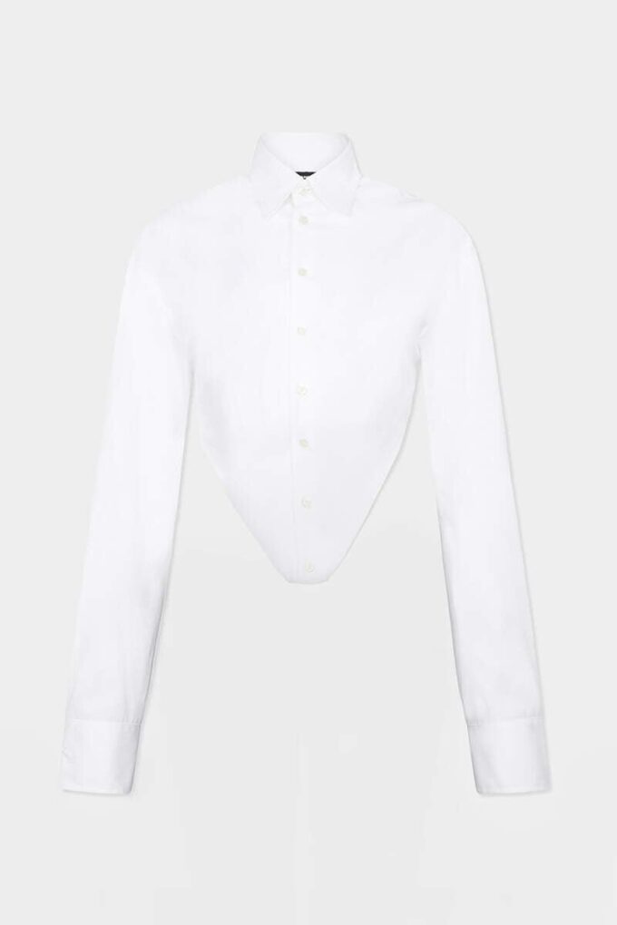 Camisa con corte profundo Camisa con corte profundo