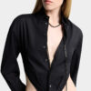 Camisa con corte profundo Camisa con corte profundo