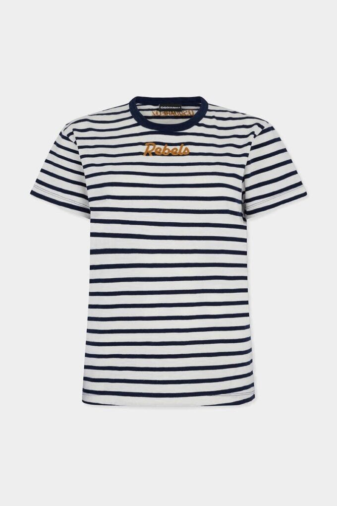 Camiseta a rayas con corte perfecto Camiseta a rayas con corte perfecto