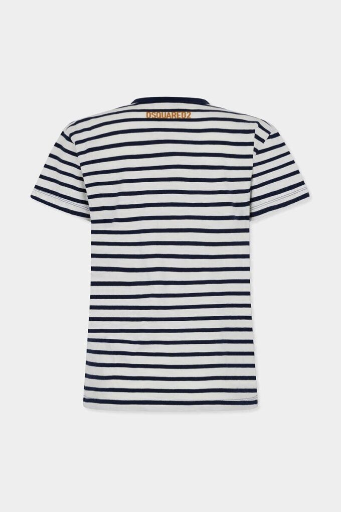 Camiseta a rayas con corte perfecto Camiseta a rayas con corte perfecto
