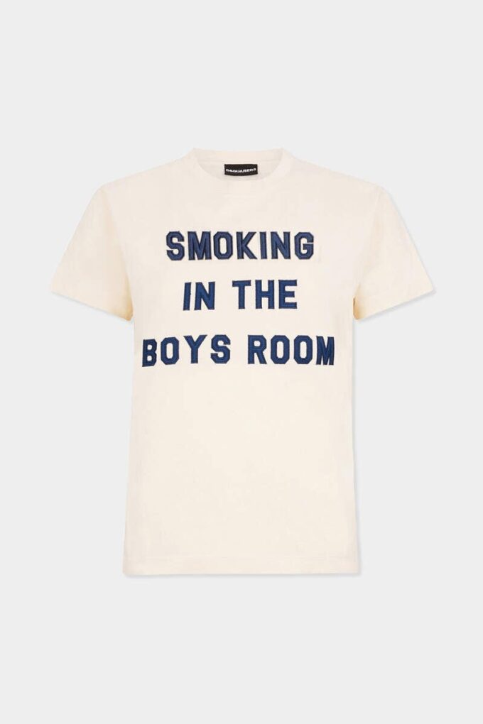 Camiseta con corte perfecto y efecto desgastado vintage Camiseta con corte perfecto y efecto desgastado vintage