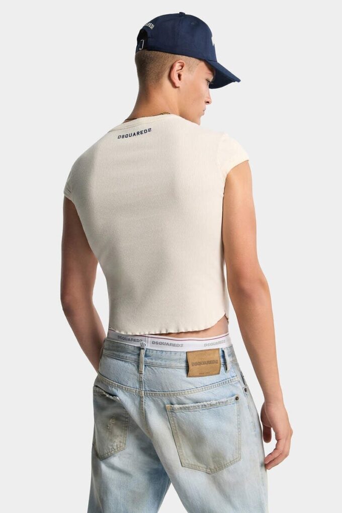 Camiseta de corte holgado con mangas acampanadas y efecto desgastado vintage Camiseta de corte holgado con mangas acampanadas y efecto desgastado vintage