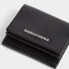 Cartera tríptica de cinco bolsillos