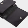 Cartera tríptica de cinco bolsillos