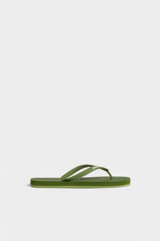 Chanclas con el logotipo de Dsquared2
