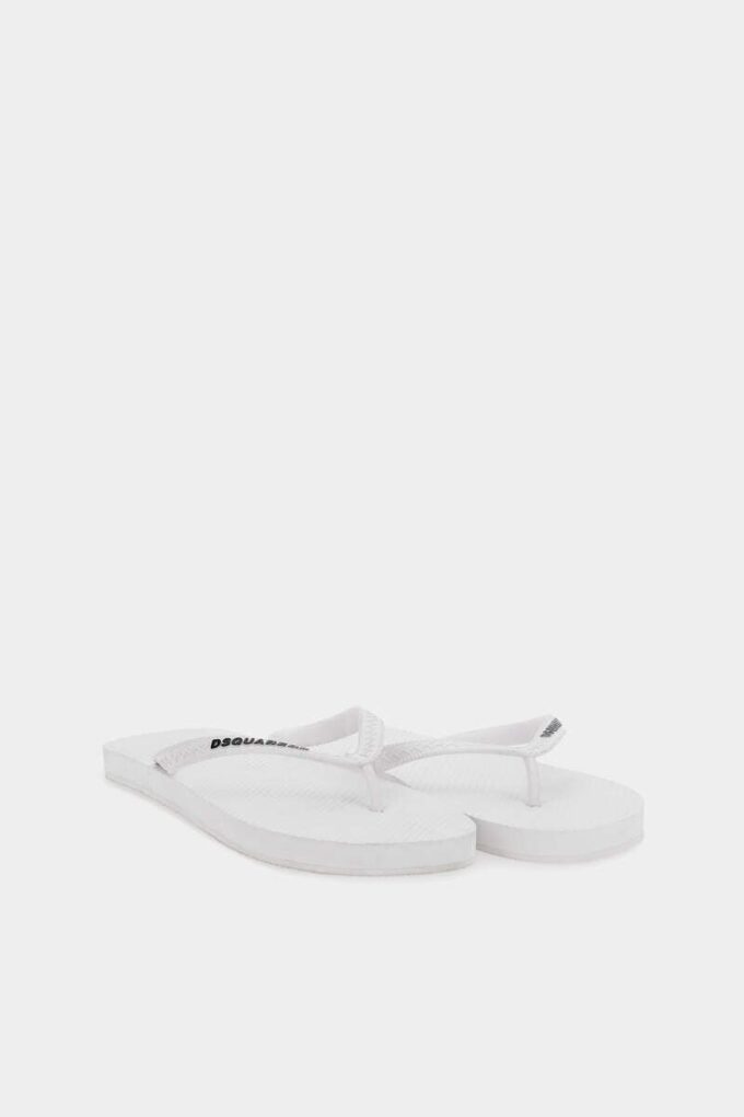 Chanclas con el logotipo de Dsquared2