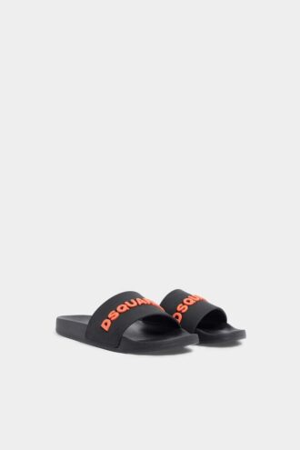 Chanclas con el logotipo de Dsquared2