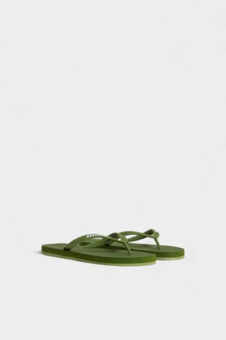 Chanclas con el logotipo de Dsquared2