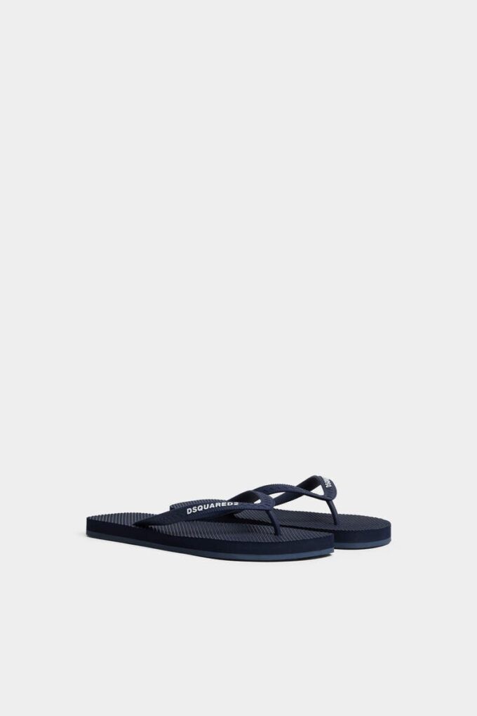 Chanclas con el logotipo de Dsquared2