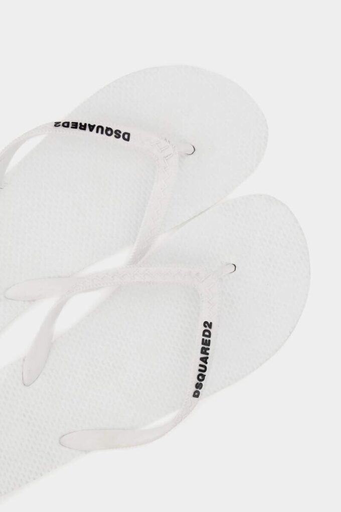 Chanclas con el logotipo de Dsquared2