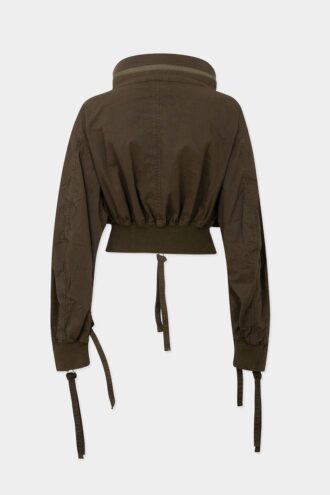Chaqueta cargo con múltiples bolsillos