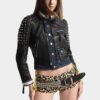 Chaqueta motera rebelde y elegante Chaqueta motera rebelde y elegante