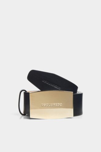 Cinturón con placa con el logotipo de Dsquared2
