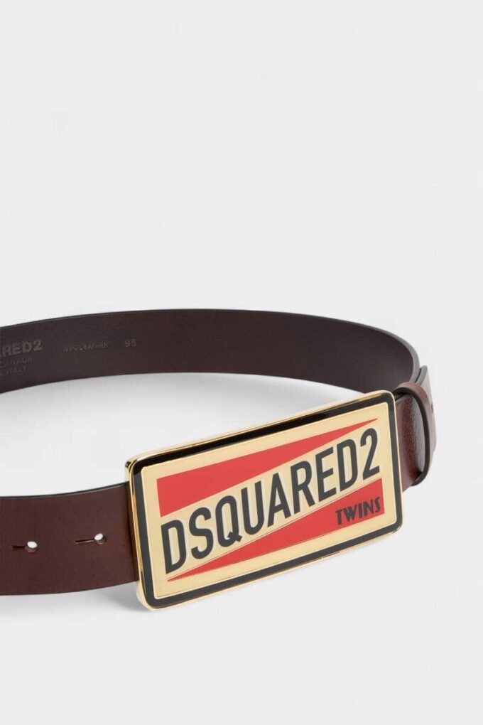 Cinturón con placa con el logotipo de Dsquared2 Cinturón con placa con el logotipo de Dsquared2