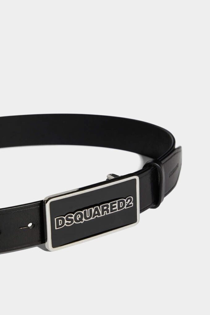 Cinturón con placa con el logotipo de Dsquared2 Cinturón con placa con el logotipo de Dsquared2