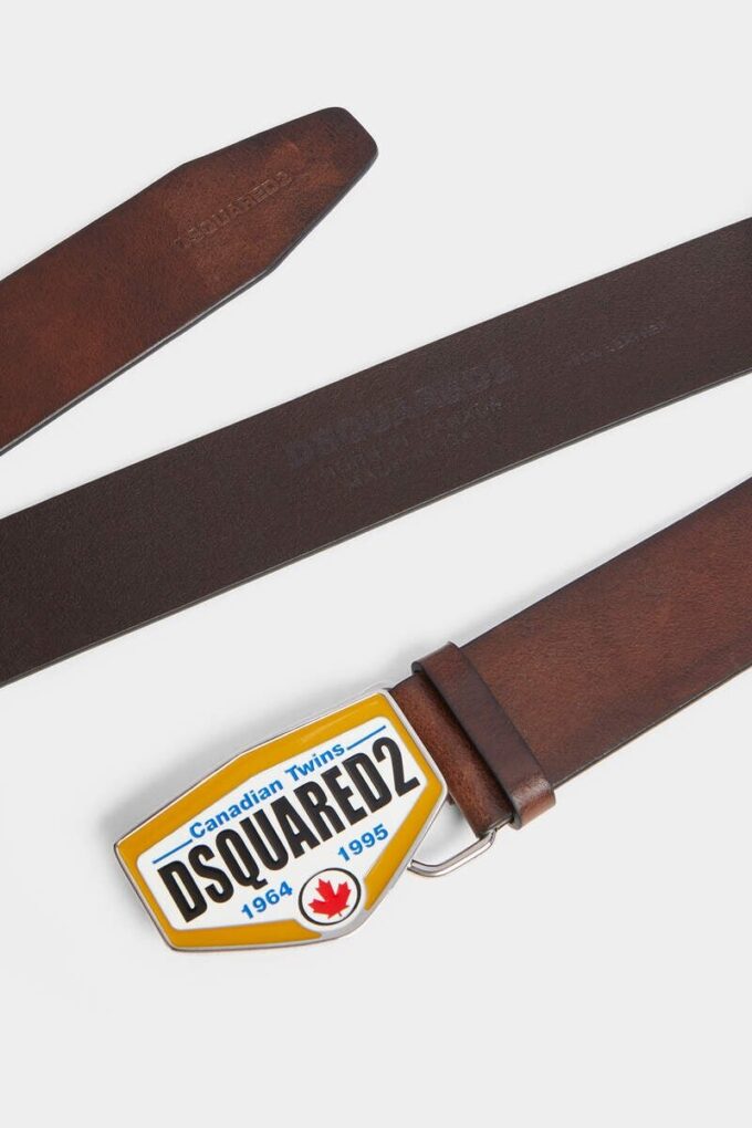 Cinturón con placa con el logotipo de Dsquared2 Cinturón con placa con el logotipo de Dsquared2