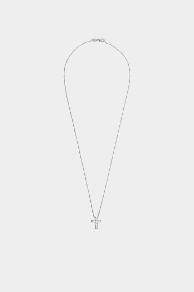 Collar con cruz Collar con cruz