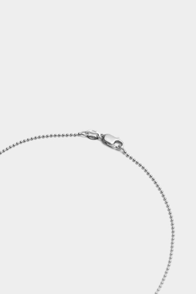 Collar con cruz Collar con cruz