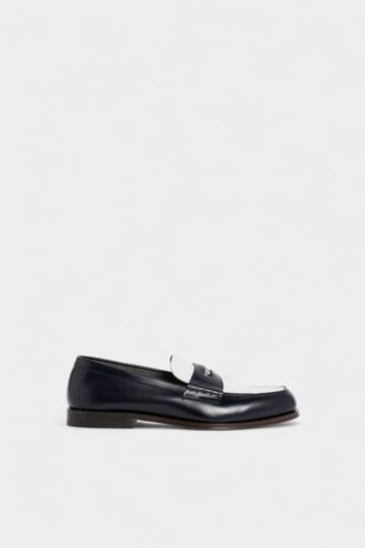 Mocasines neoclásicos