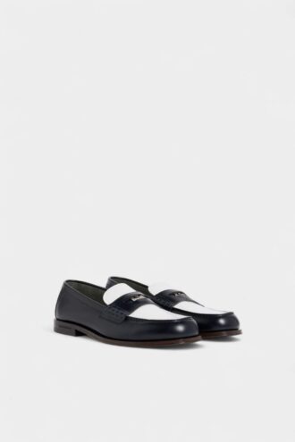 Mocasines neoclásicos