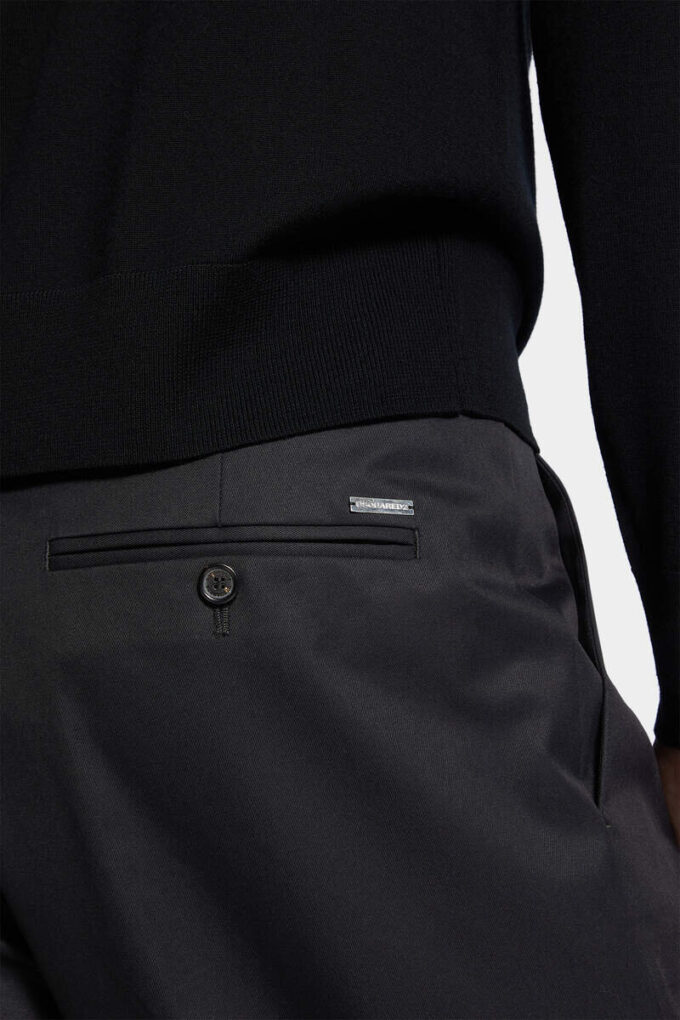 Pantalón de algodón con un pliegue