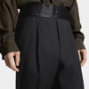 Pantalón de noche con un pliegue Pantalón de noche con un pliegue
