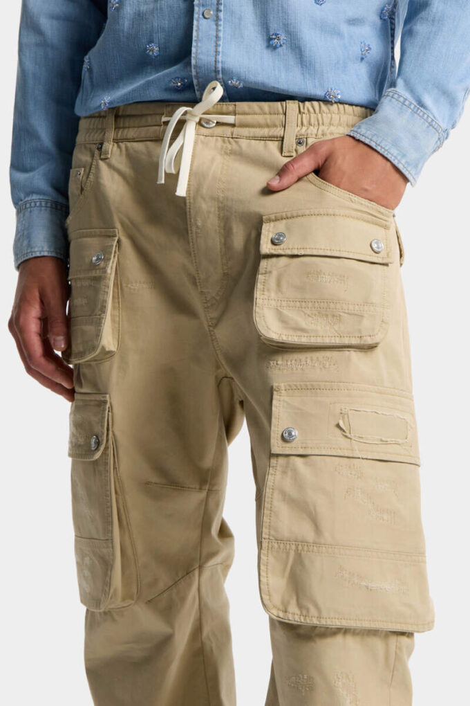 Pantalón kawaii con múltiples bolsillos Pantalón kawaii con múltiples bolsillos