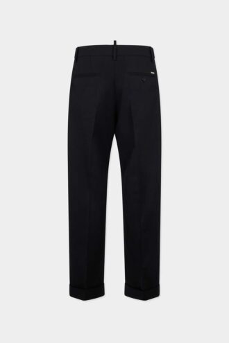Pantalón recto de estilo militar