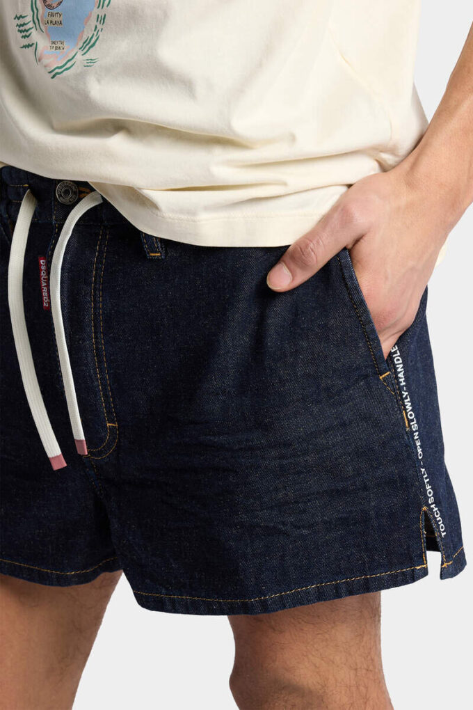 Pantalones Cortos de tiro alto con lavado oscuro Pantalones Cortos de tiro alto con lavado oscuro