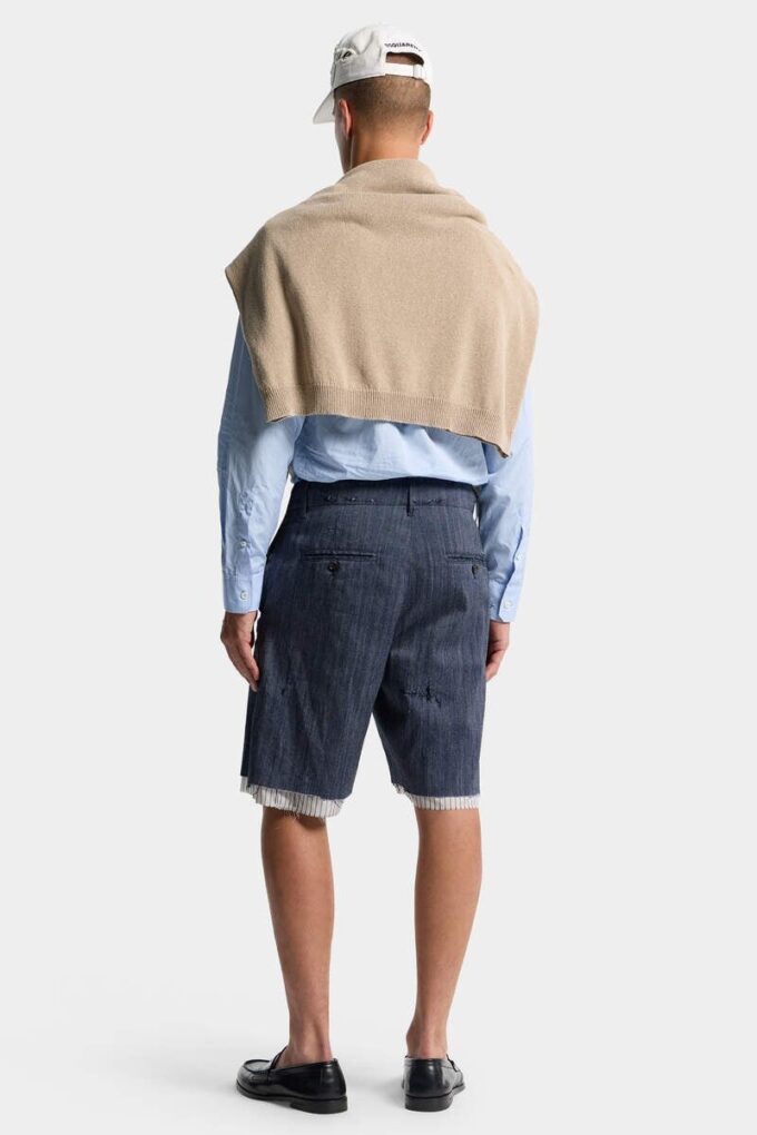 Pantalones Cortos rasgados y con corte sin rematar Pantalones Cortos rasgados y con corte sin rematar