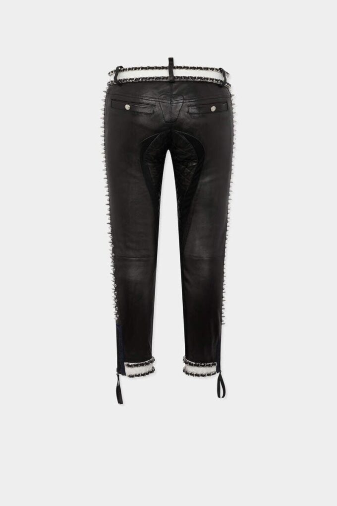 Pantalones moteros chic y rebeldes