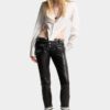 Pantalones moteros chic y rebeldes