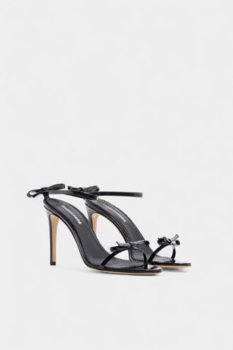 Sandalias con tacón y lazo