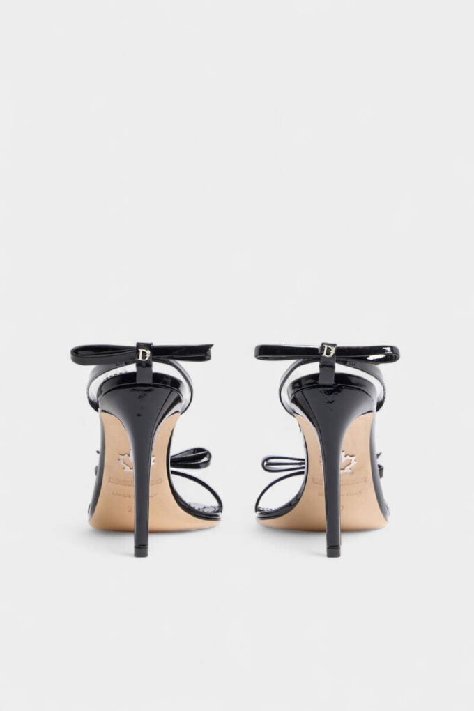 Sandalias con tacón y lazo Sandalias con tacón y lazo