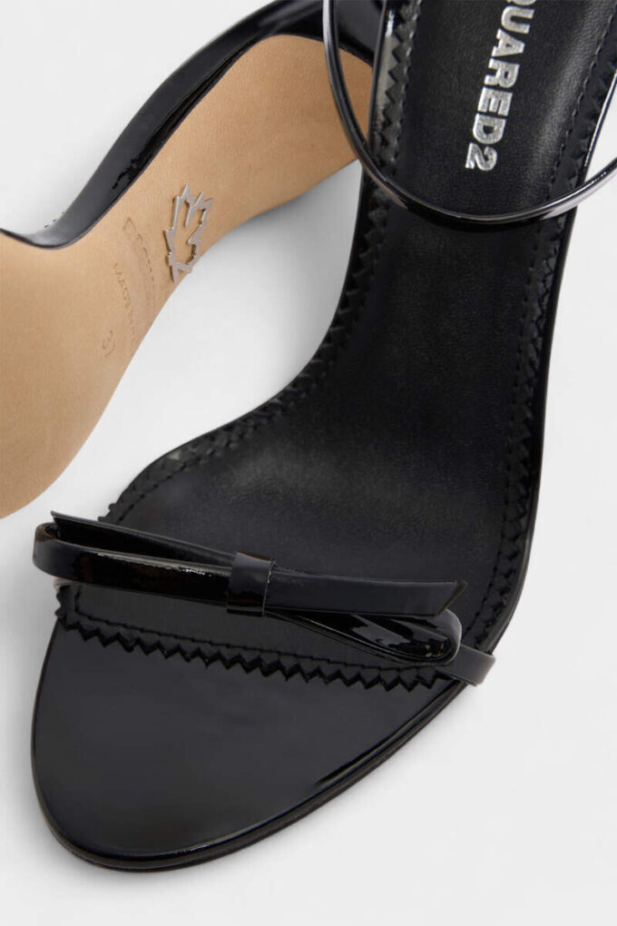 Sandalias con tacón y lazo Sandalias con tacón y lazo