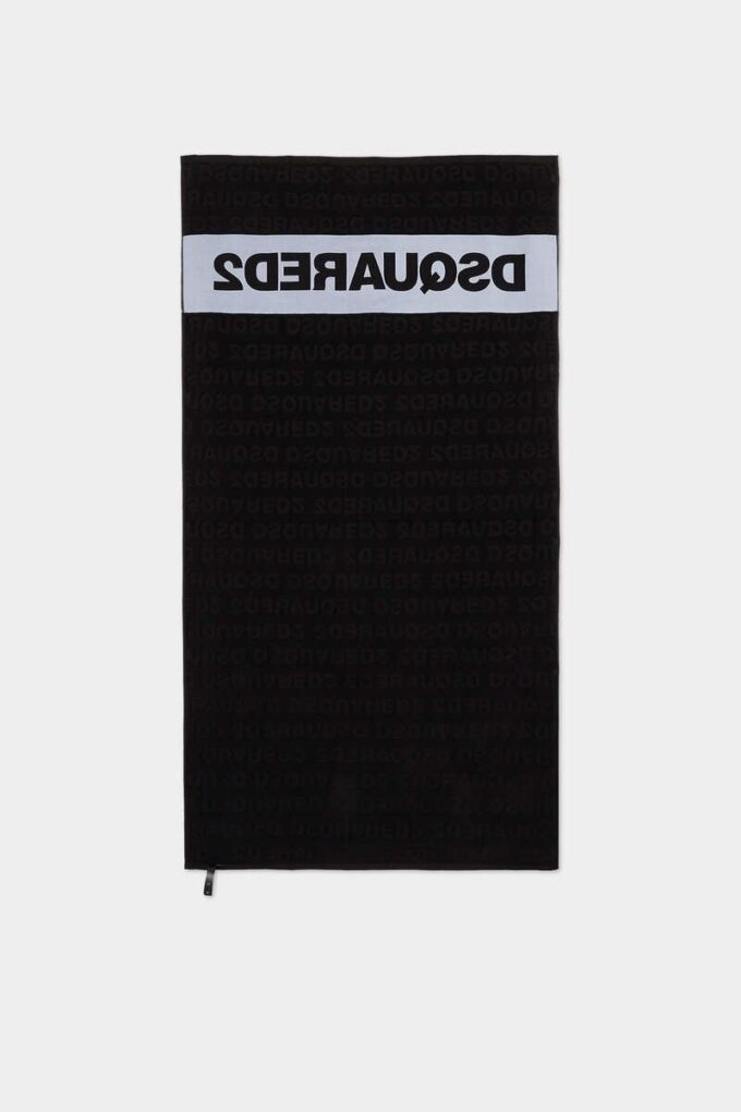 Toalla de playa con el logotipo de Dsquared2 Toalla de playa con el logotipo de Dsquared2