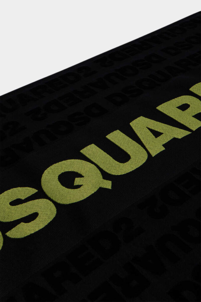 Toalla de playa con el logotipo de Dsquared2