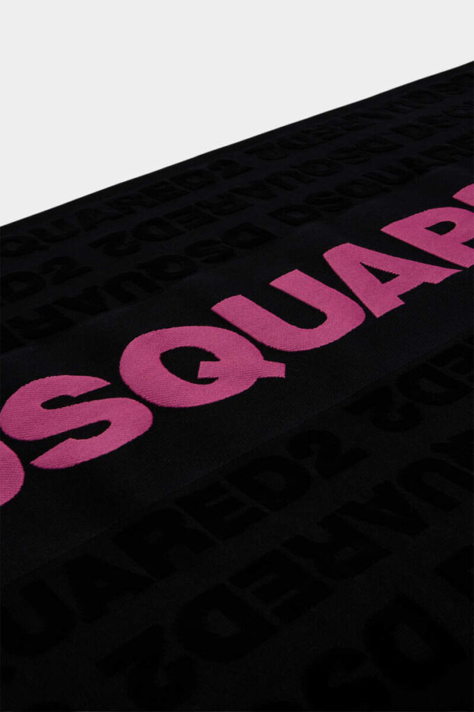 Toalla de playa con el logotipo de Dsquared2 Toalla de playa con el logotipo de Dsquared2