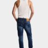 Vaqueros Biker Jean con lavado de manchas rojas medianas Vaqueros Biker Jean con lavado de manchas rojas medianas