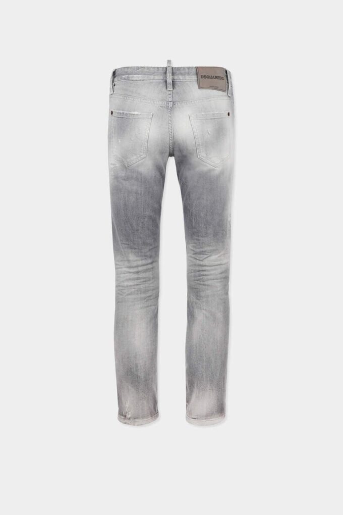 Vaqueros pitillo con lavado gris cepillado Vaqueros pitillo con lavado gris cepillado
