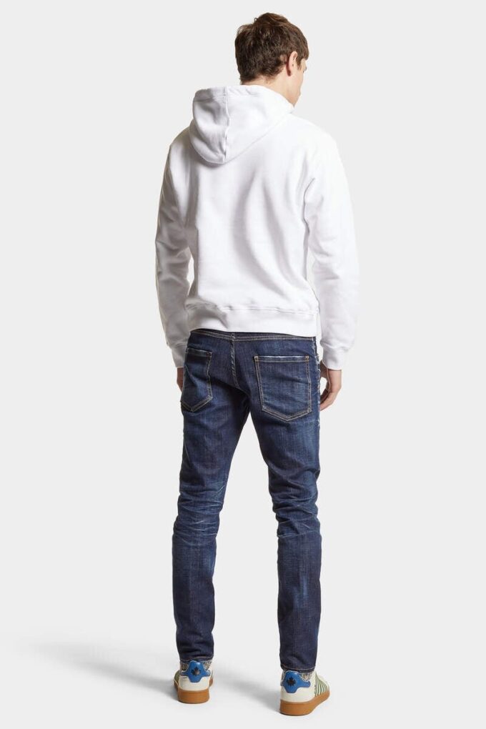 Vaqueros Skater Jean con lavado oscuro limpio Vaqueros Skater Jean con lavado oscuro limpio