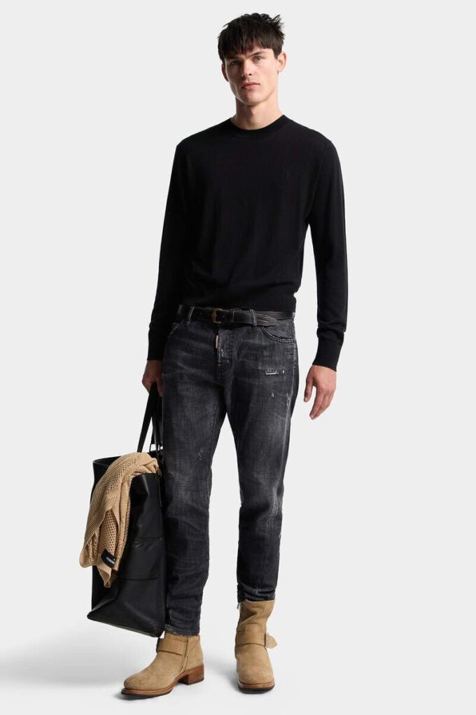 Vaqueros slim twist con lavado negro neblina