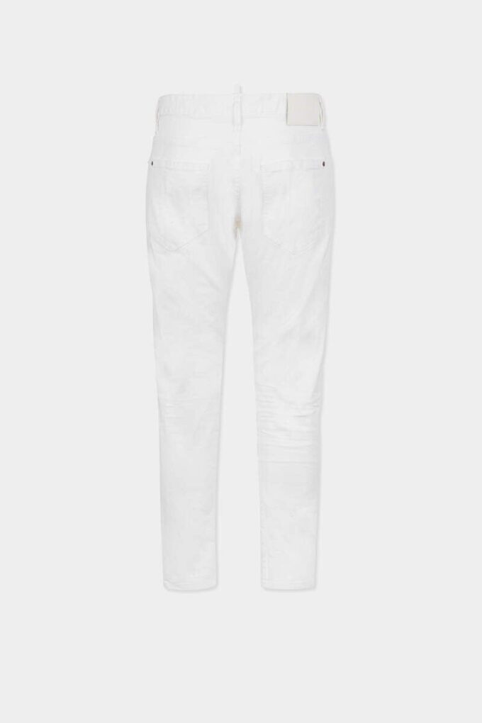 Vaqueros slim twist teñidos en prenda Vaqueros slim twist teñidos en prenda